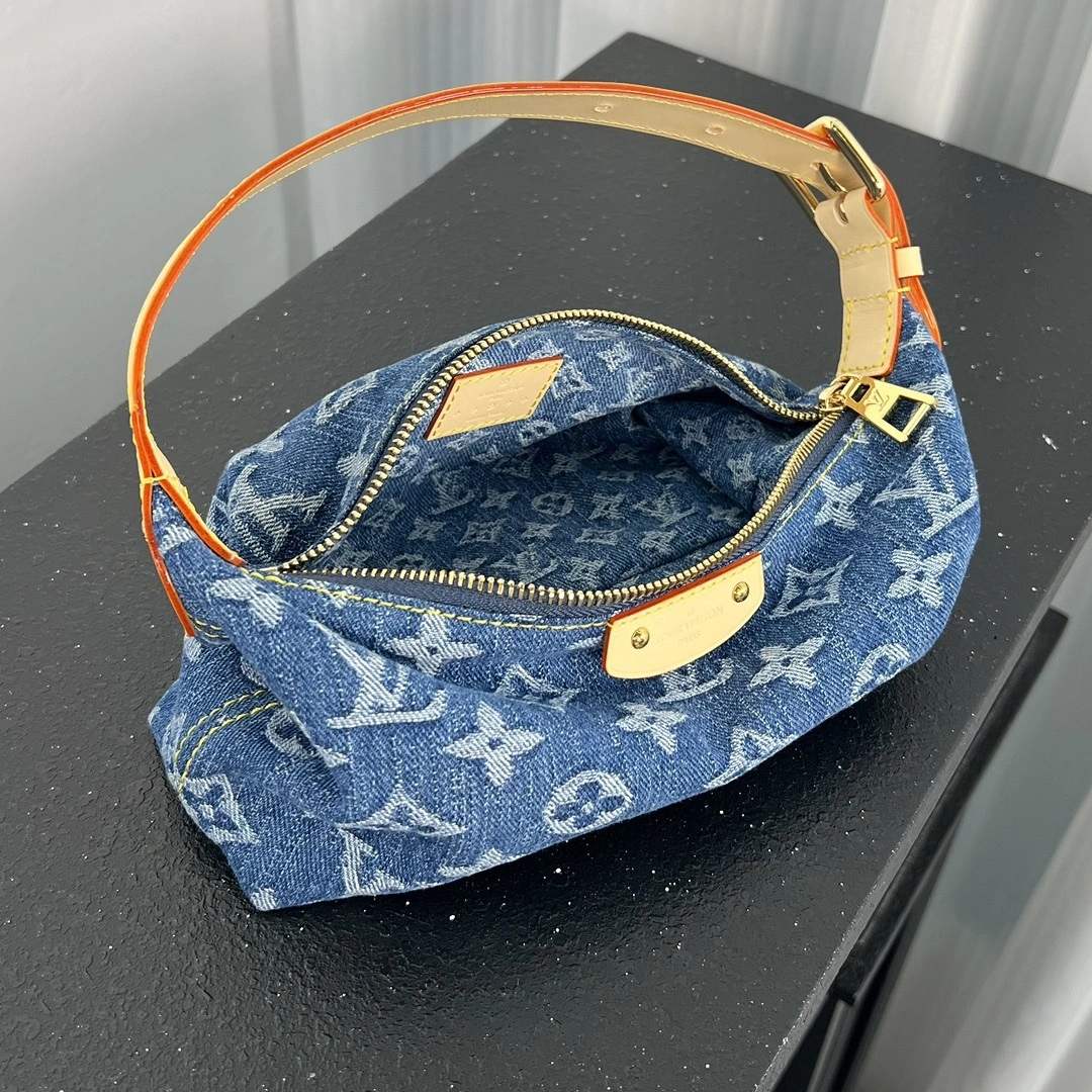MOMO- 8V M82949 denim high quality version item：E-B177I2403