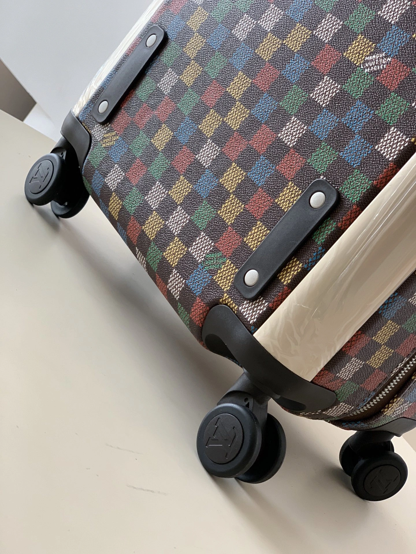 MOMO- 8V N00179 high quality version HORIZON item：E-B177I2588