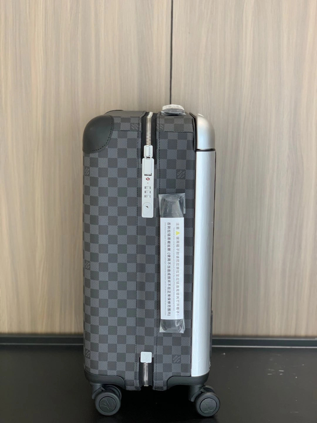 MOMO- 8V N23209 high quality version HORIZON item：E-B177I2597