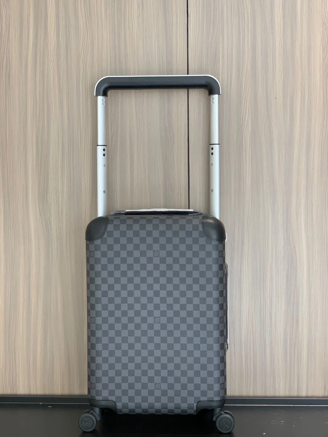 MOMO- 8V N23209 high quality version HORIZON item：E-B177I2597