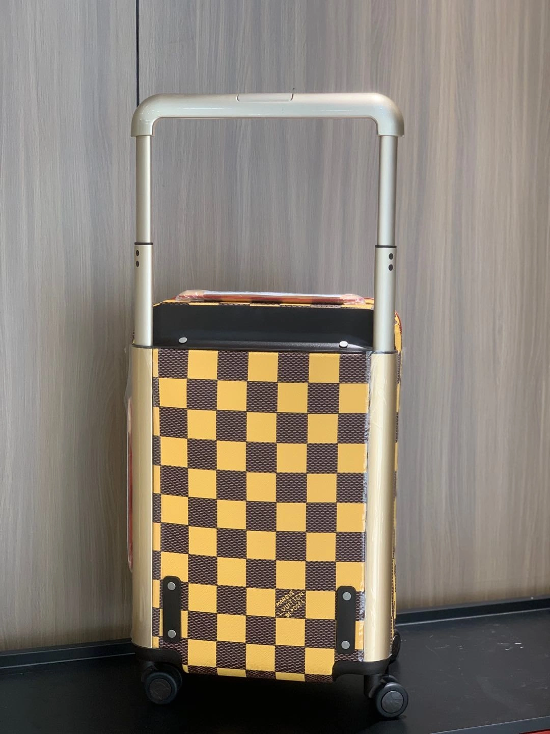 MOMO- 8V N40566 high quality version HORIZON item：E-B177I2592
