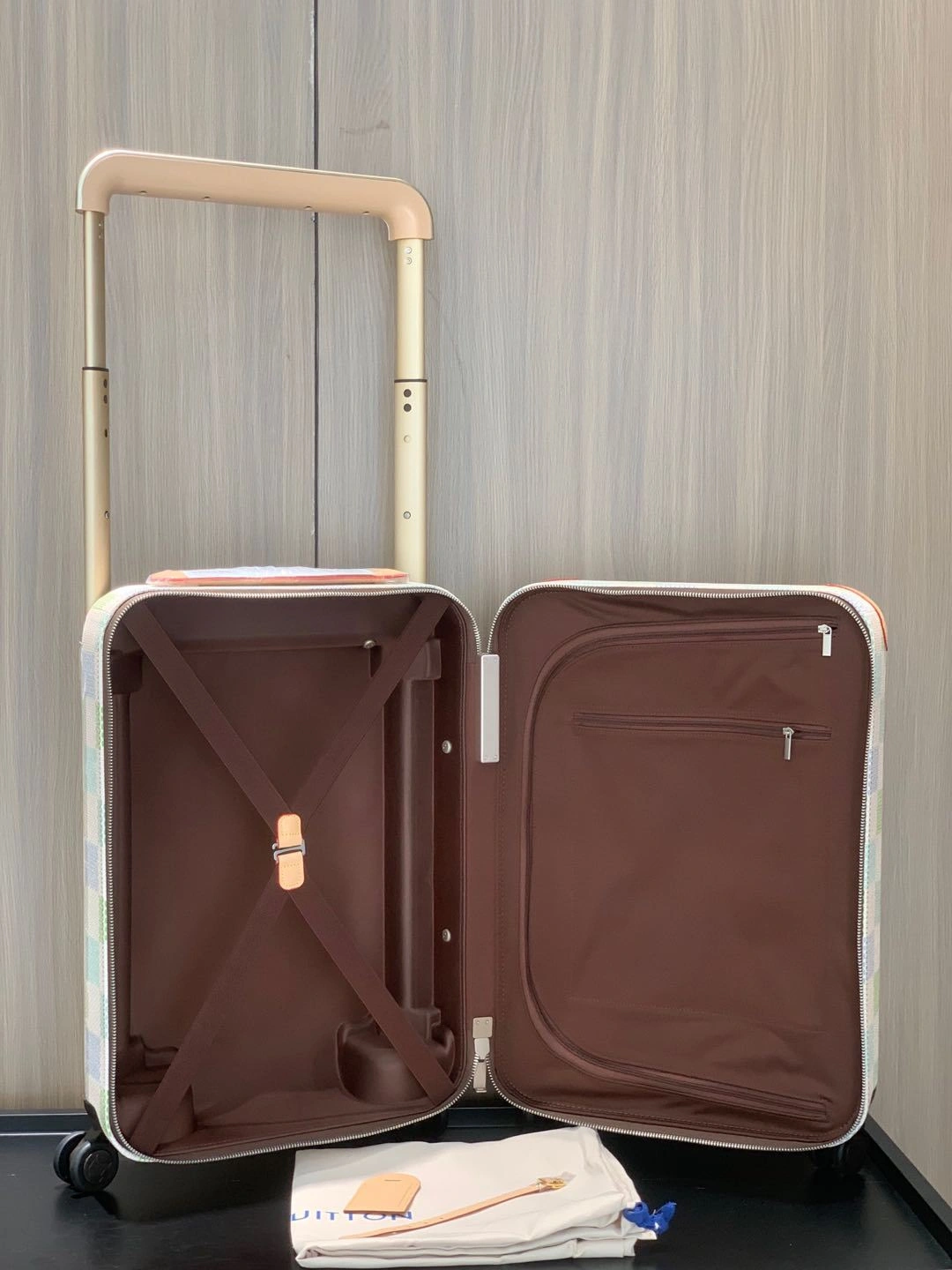 MOMO- 8V N40741 high quality version HORIZON item：E-B177I2593