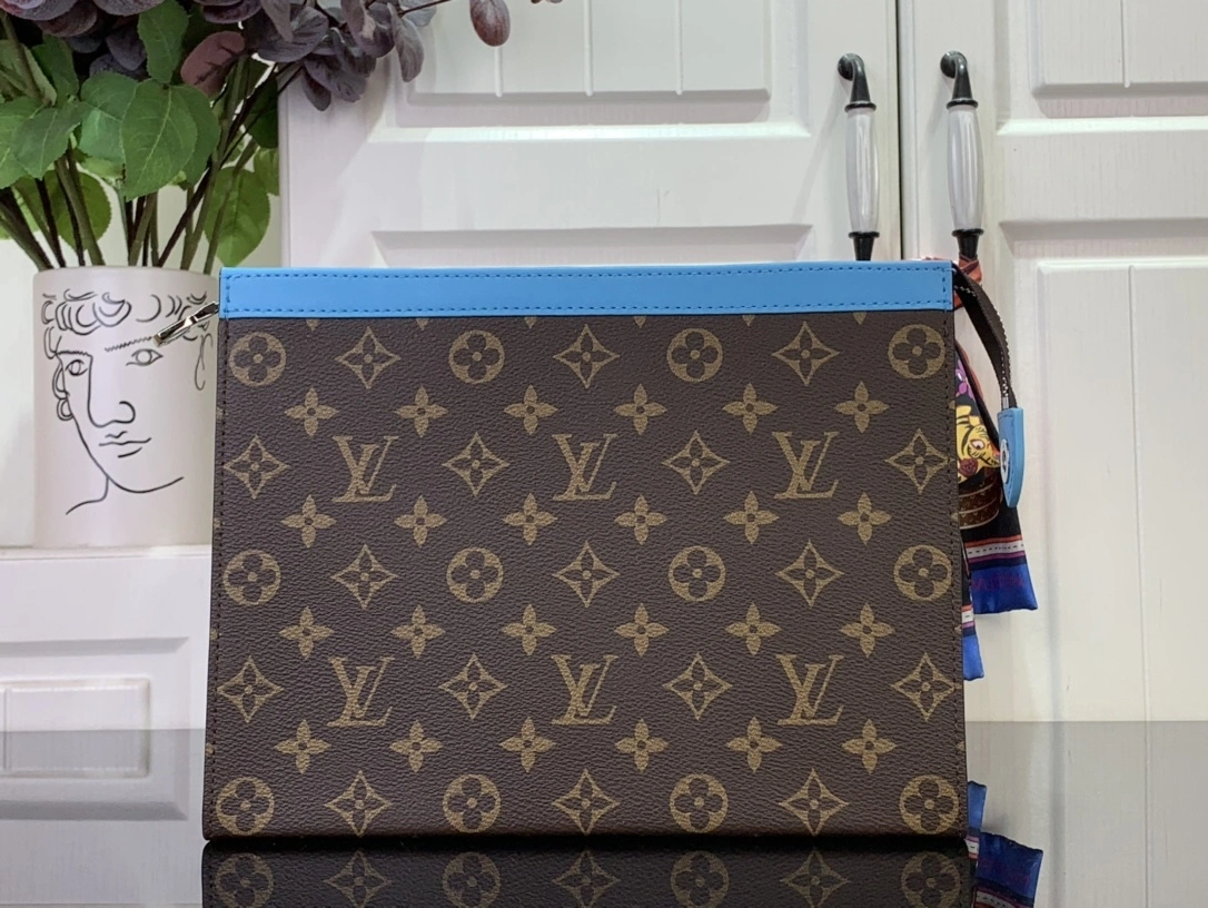 MOMO- 8V m12815 high quality version cowhide 【Pochette Voyage 】 item：E-B000A0493H