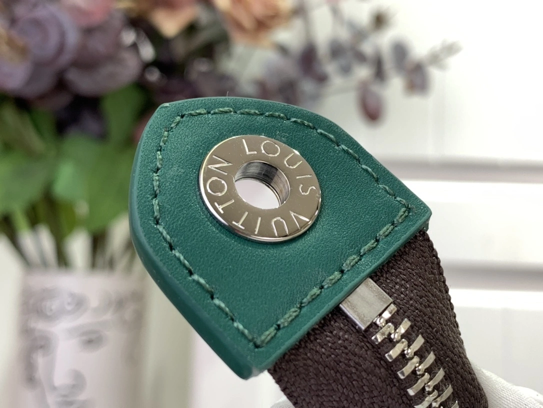 MOMO- 8V m12816 high quality version cowhide 【Pochette Voyage 】 item：E-B000A0491H
