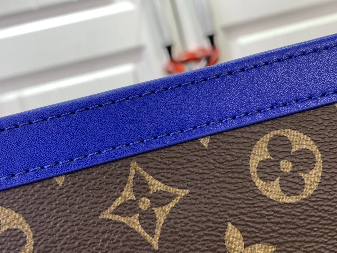 MOMO- 8V m12819 high quality version cowhide 【Pochette Voyage 】 item：E-B000A0492H