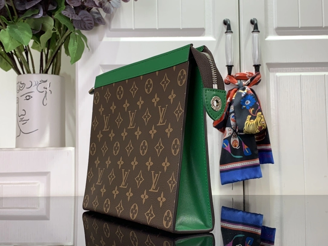 MOMO- 8V m82854 high quality version cowhide 【Pochette Voyage 】 item：E-B063A0495H