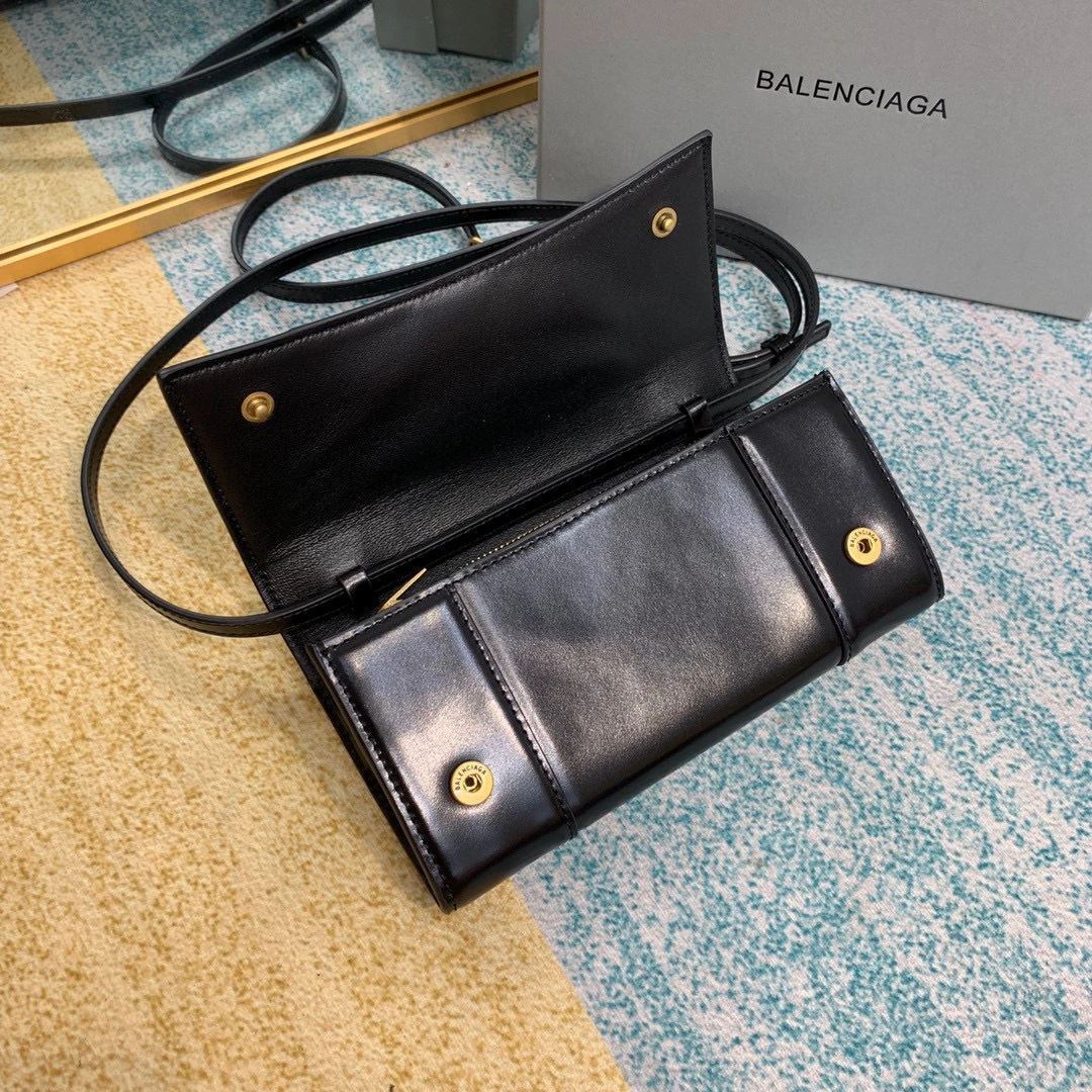 MOMO--908 Calfskin high quality version item : 063B55K2640