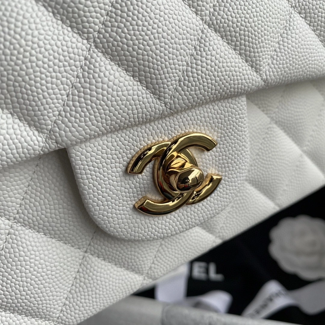 MOMO- A01112 Classic Flap Bag item : B-B00M1729