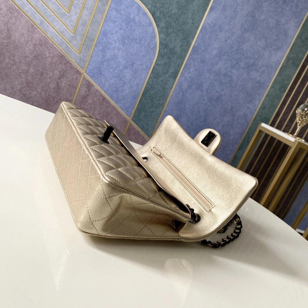 MOMO- A01112 sheephide CF item : B-B370B0811
