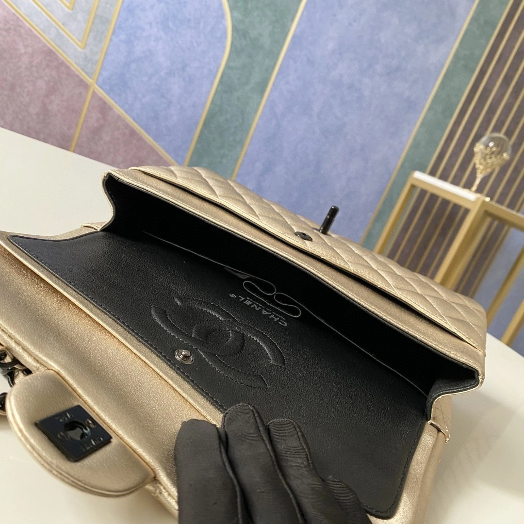 MOMO- A01112 sheephide CF item : B-B370B0811