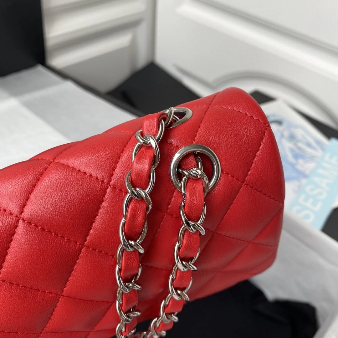 MOMO- A01113 Classic Flap Bag item : B-B00M1744