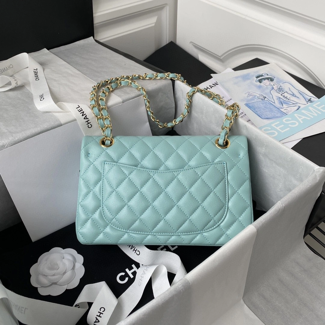 MOMO- A01113 Classic Flap Bag item : B-B00M1746