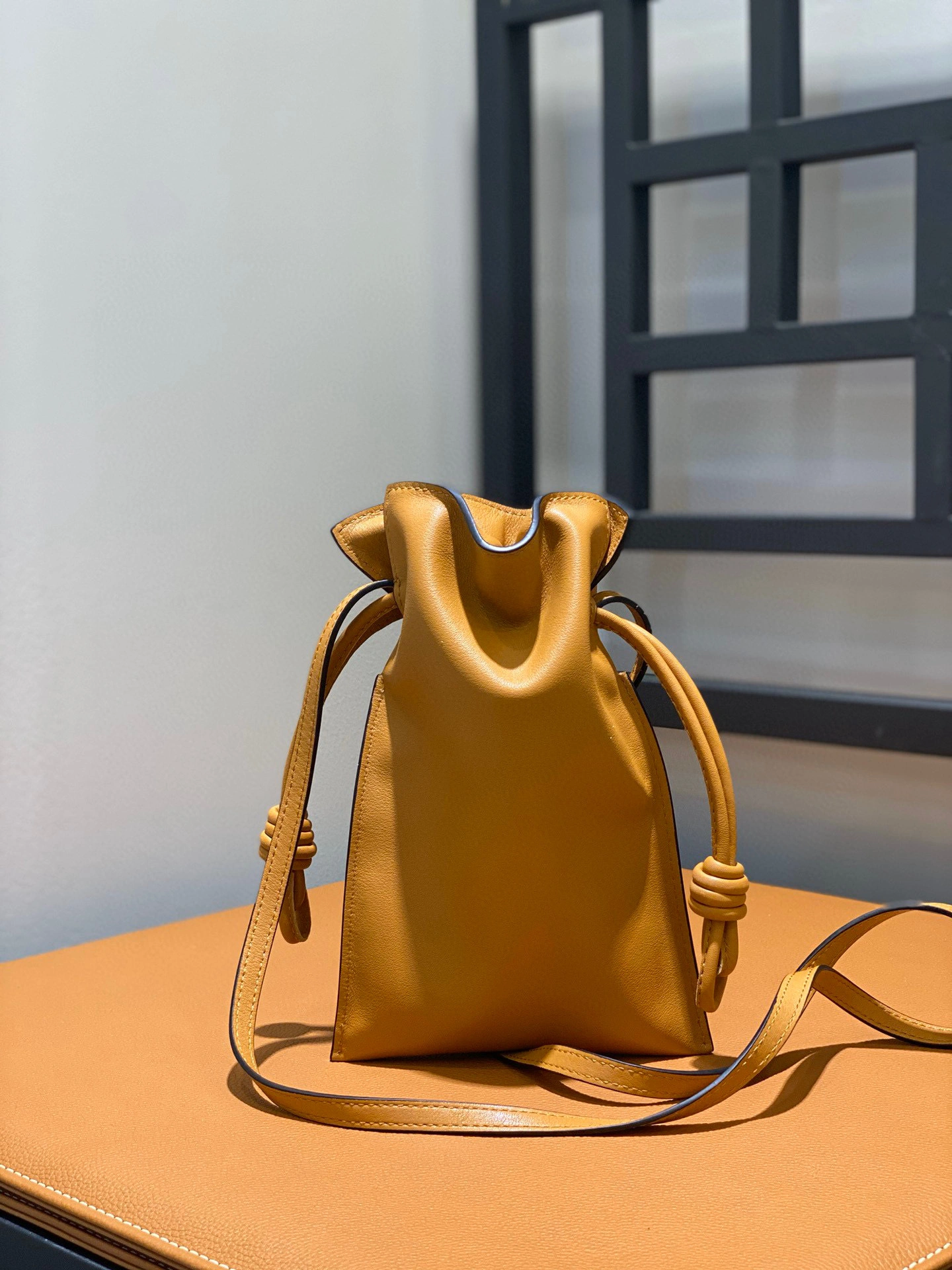 MOMO- A411F10X01-2586 Flamenco calfskin item：B-B063F2204C