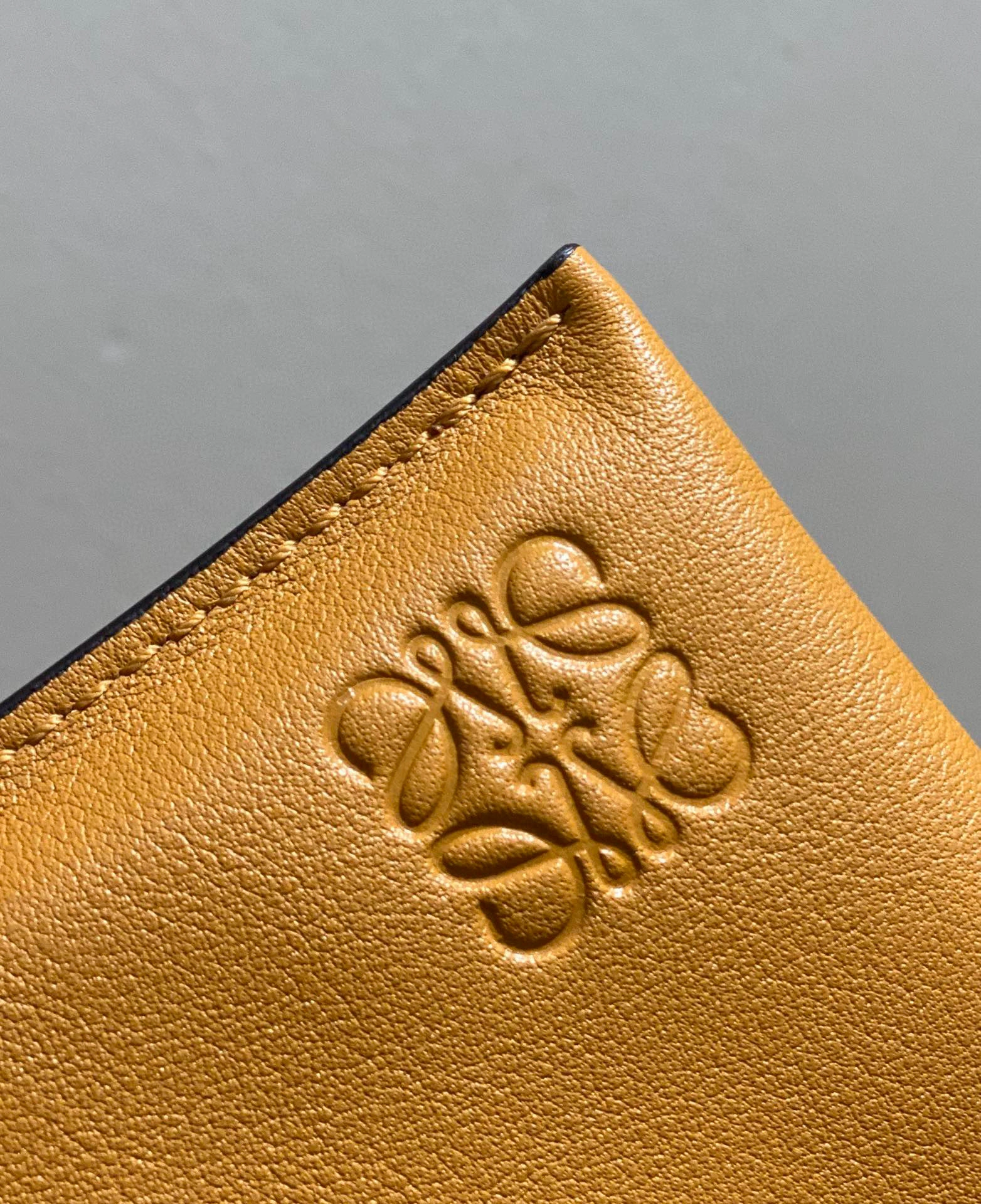 MOMO- A411F10X01-2586 Flamenco calfskin item：B-B063F2204C
