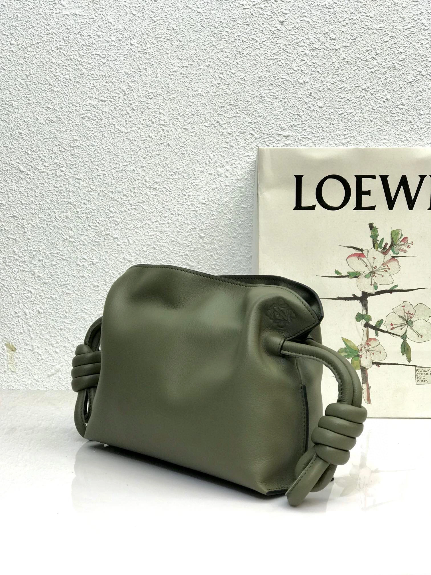 MOMO- A411FC2X05-6424 Flamenco calfskin item：B-B063F2216C