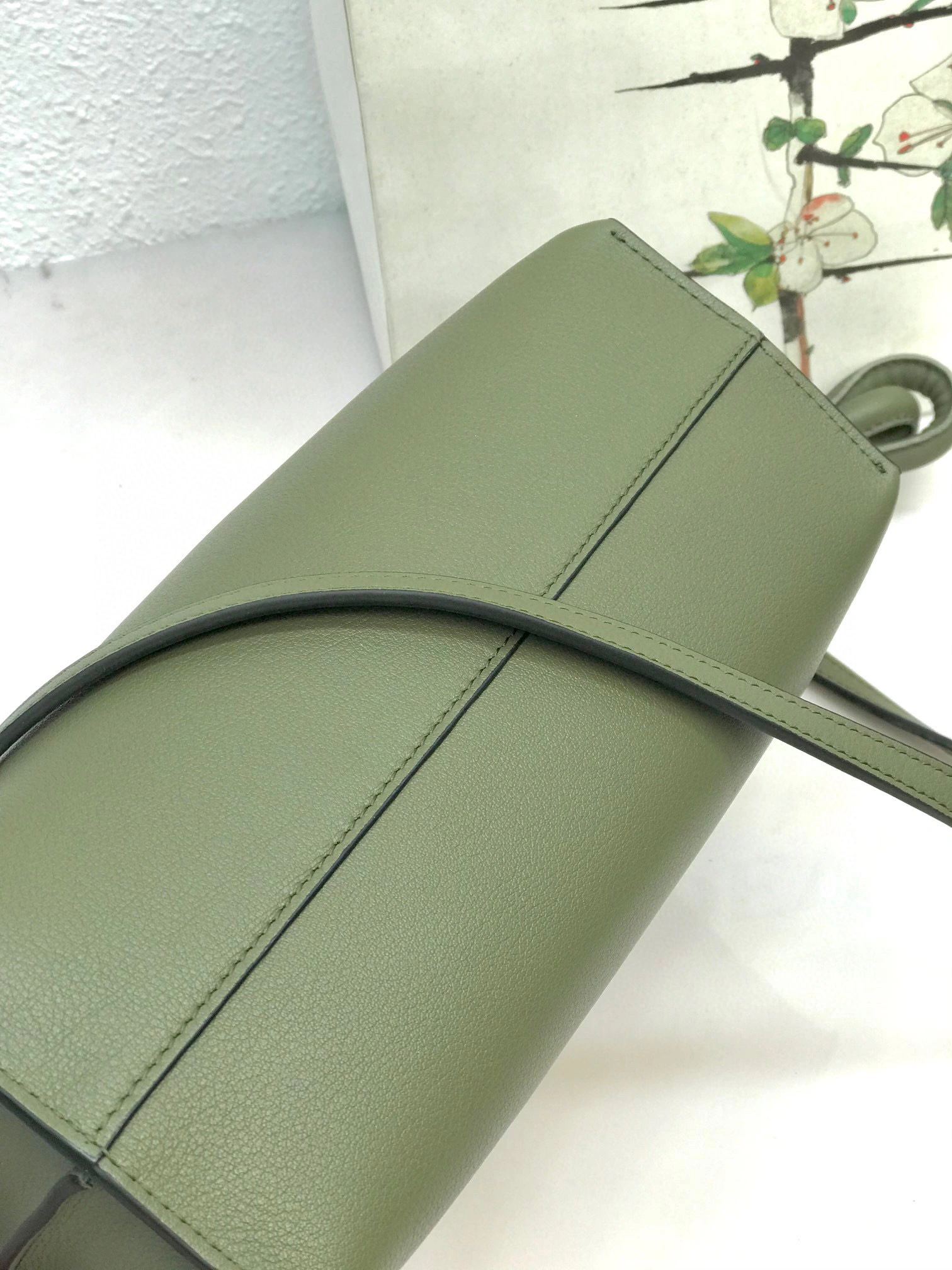 MOMO- A411FC2X05-6424 Flamenco calfskin item：B-B063F2216C