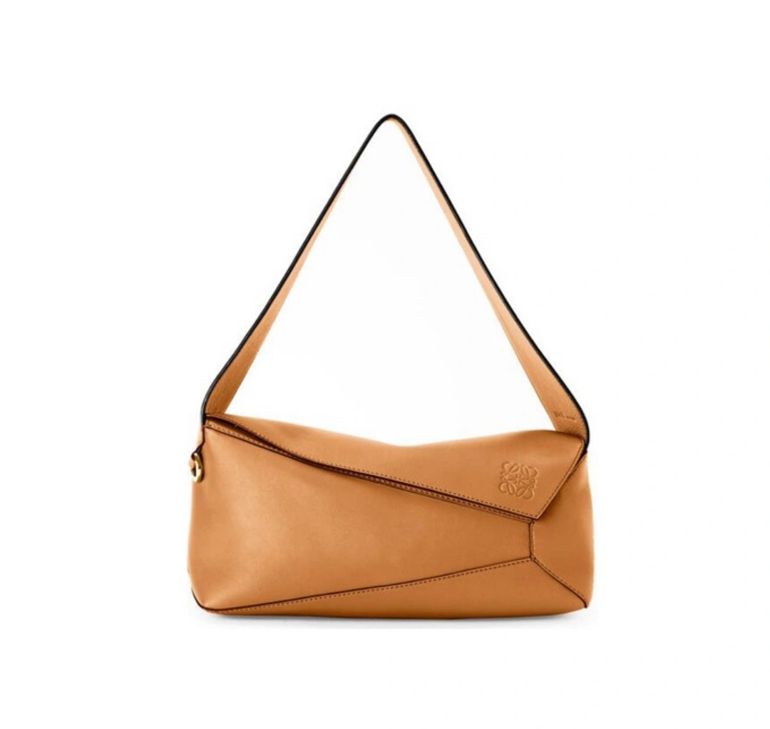 MOMO- A510J67X01-2586 item:D-B063A0457S