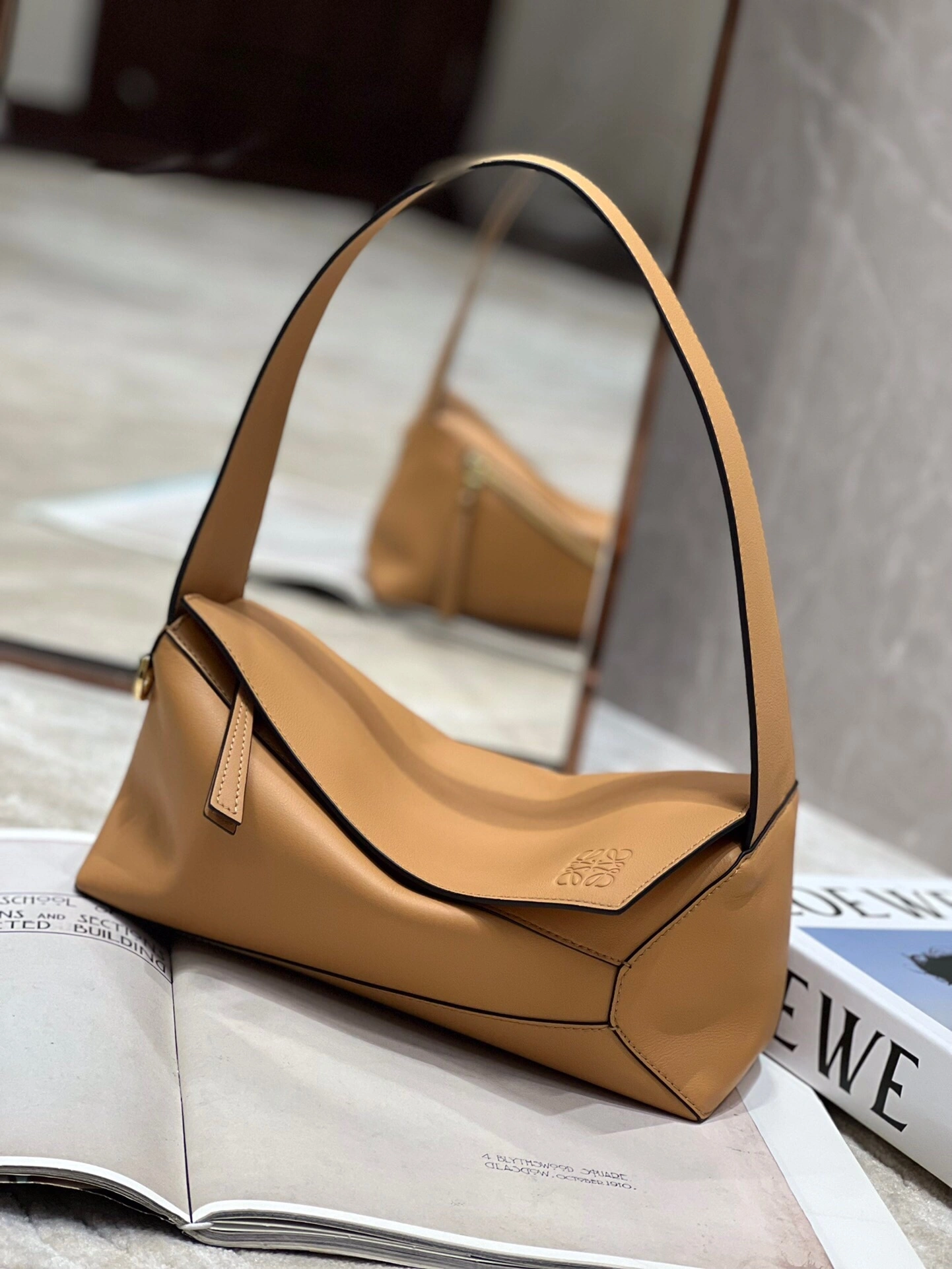 MOMO- A510J67X01-2586 item:D-B063A0457S
