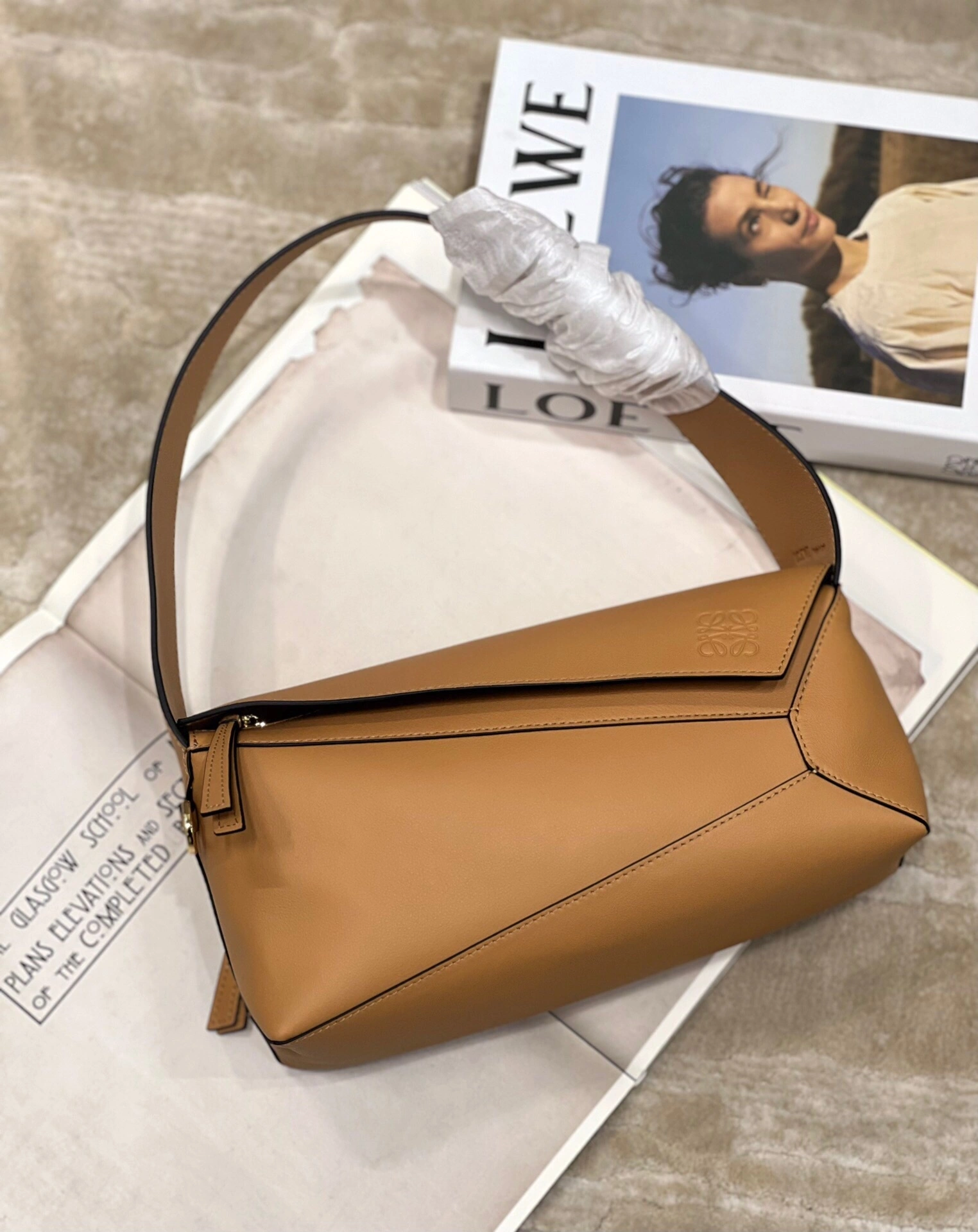 MOMO- A510J67X01-2586 item:D-B063A0457S