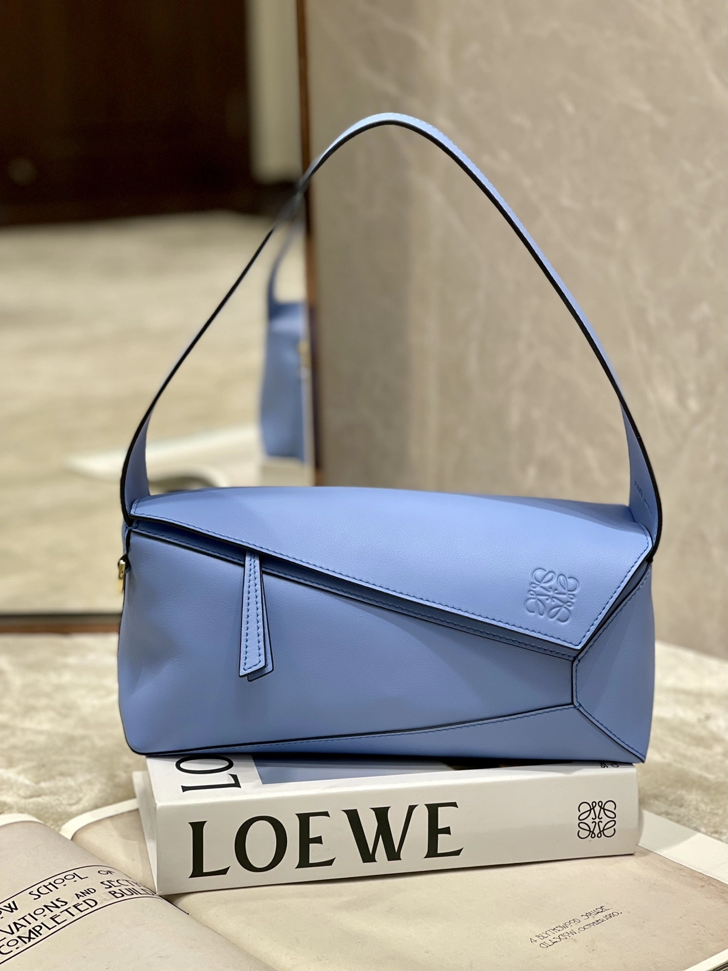 MOMO- A510J67X01-5576 item:D-B063A0459S