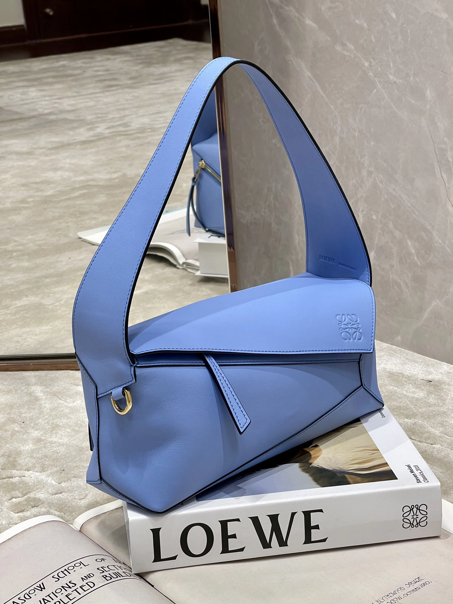 MOMO- A510J67X01-5576 item:D-B063A0459S