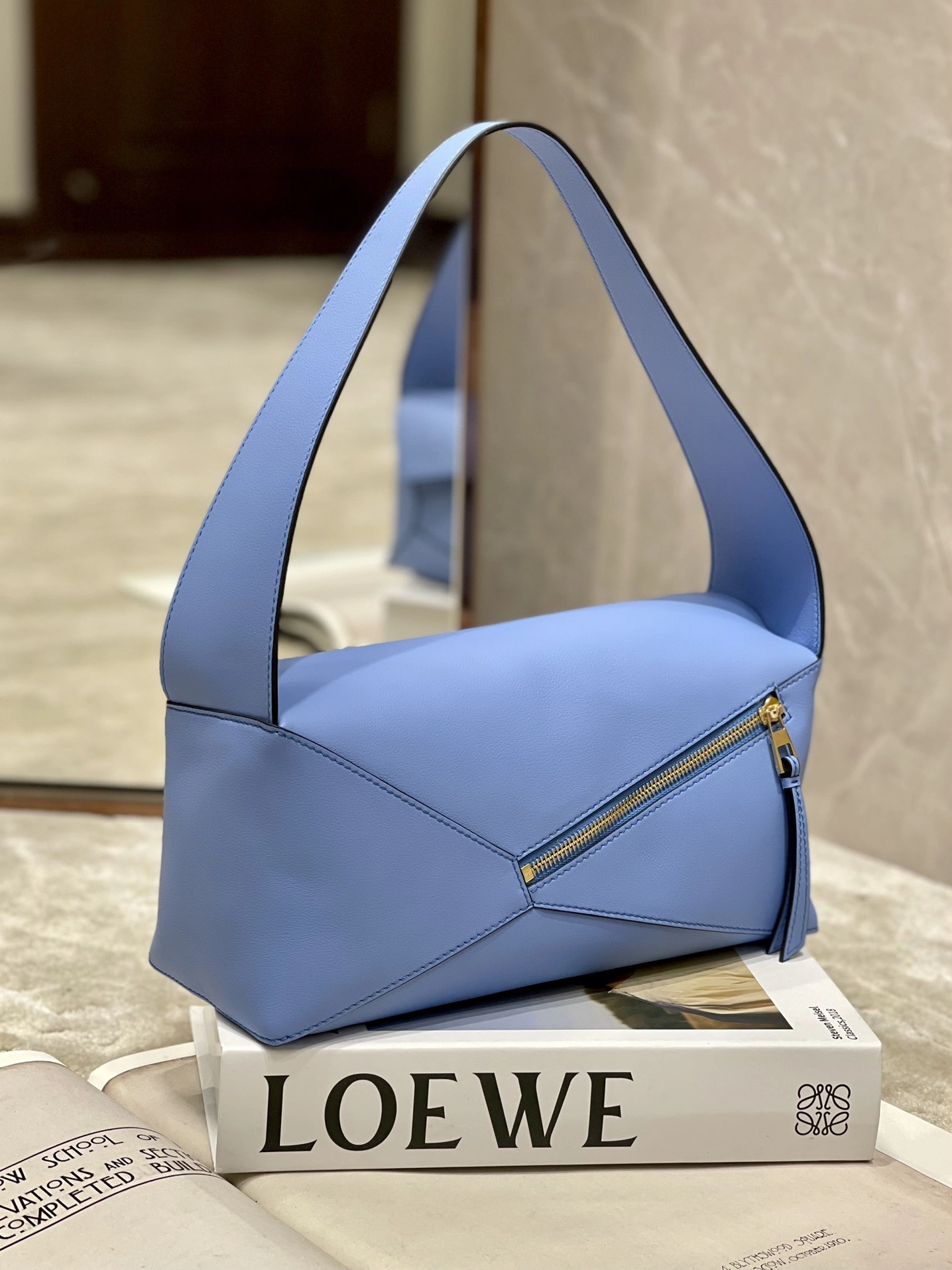 MOMO- A510J67X01-5576 item:D-B063A0459S