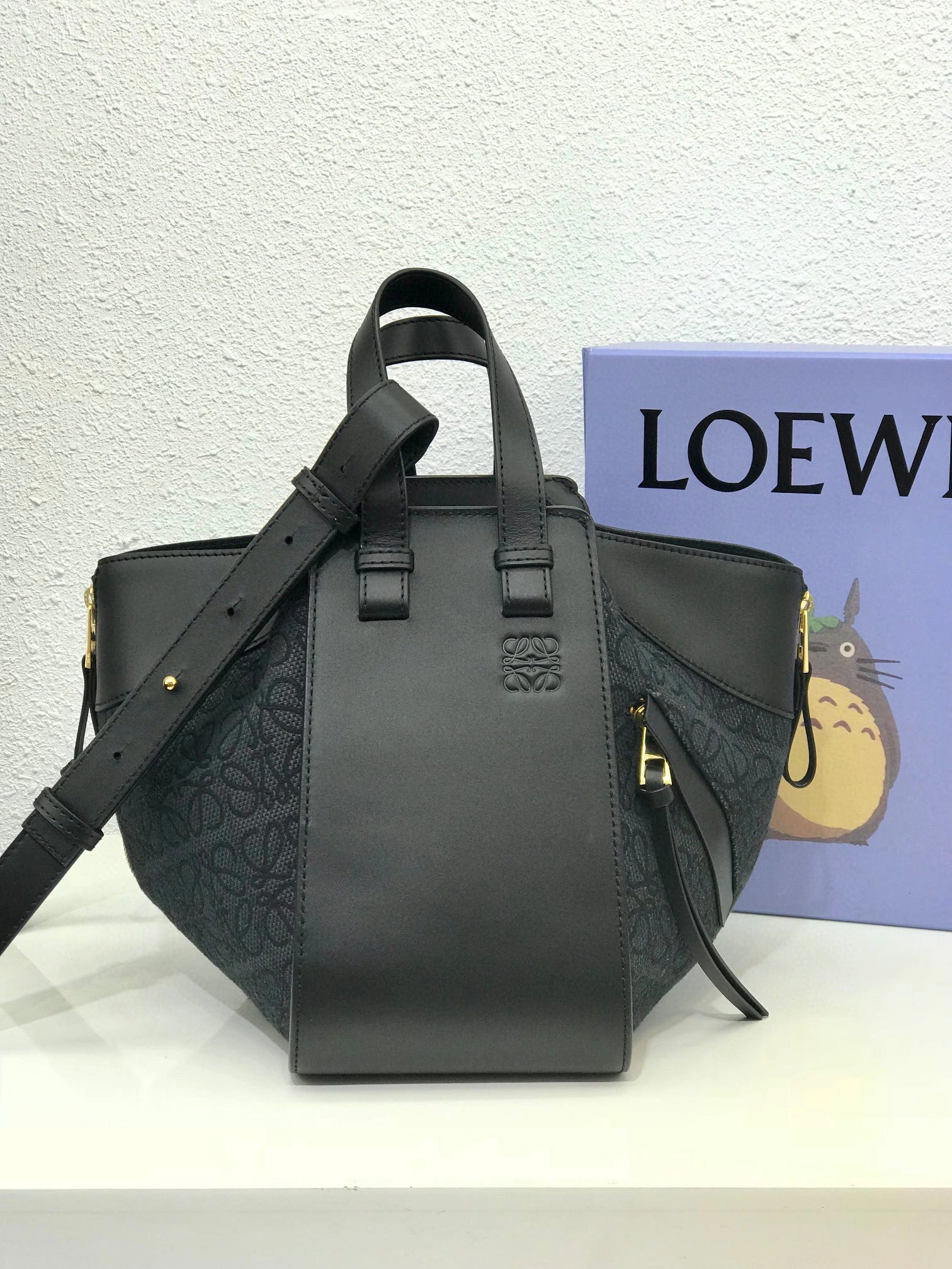 MOMO- A538S35X29-1268 Hammock calfskin item：B-B063F2318C