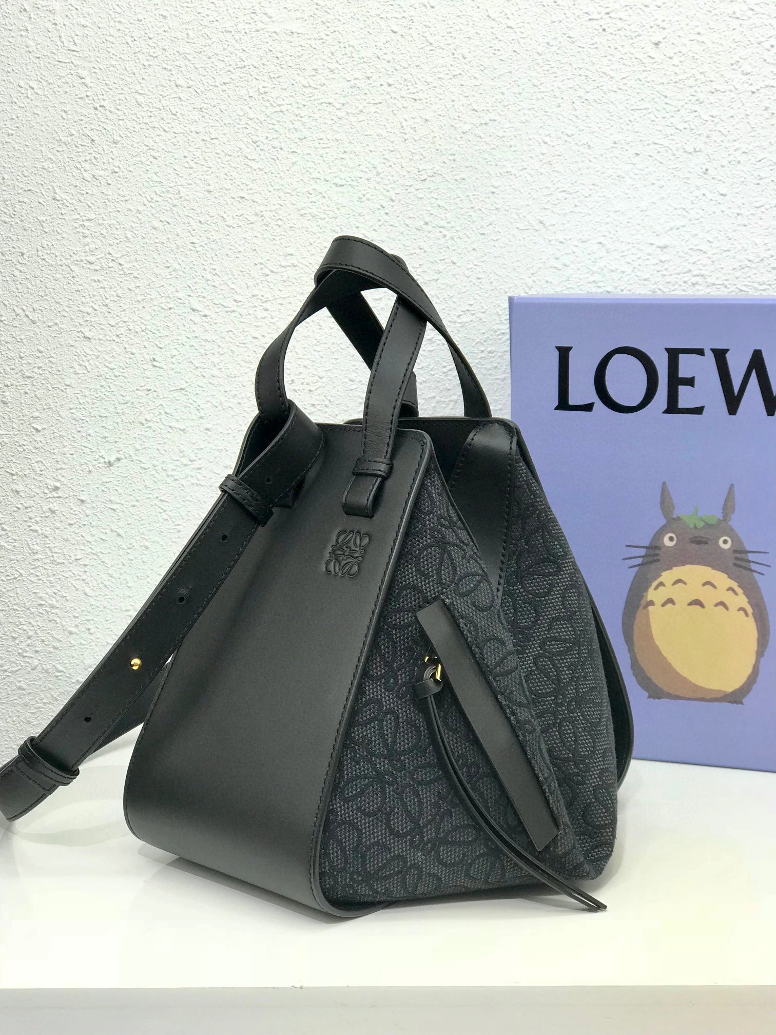 MOMO- A538S35X29-1268 Hammock calfskin item：B-B063F2318C
