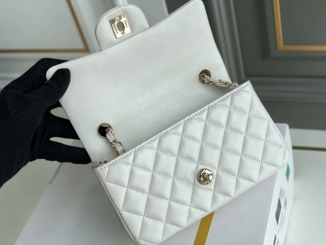 MOMO- A69900 Calfskin item : B-B307B0823