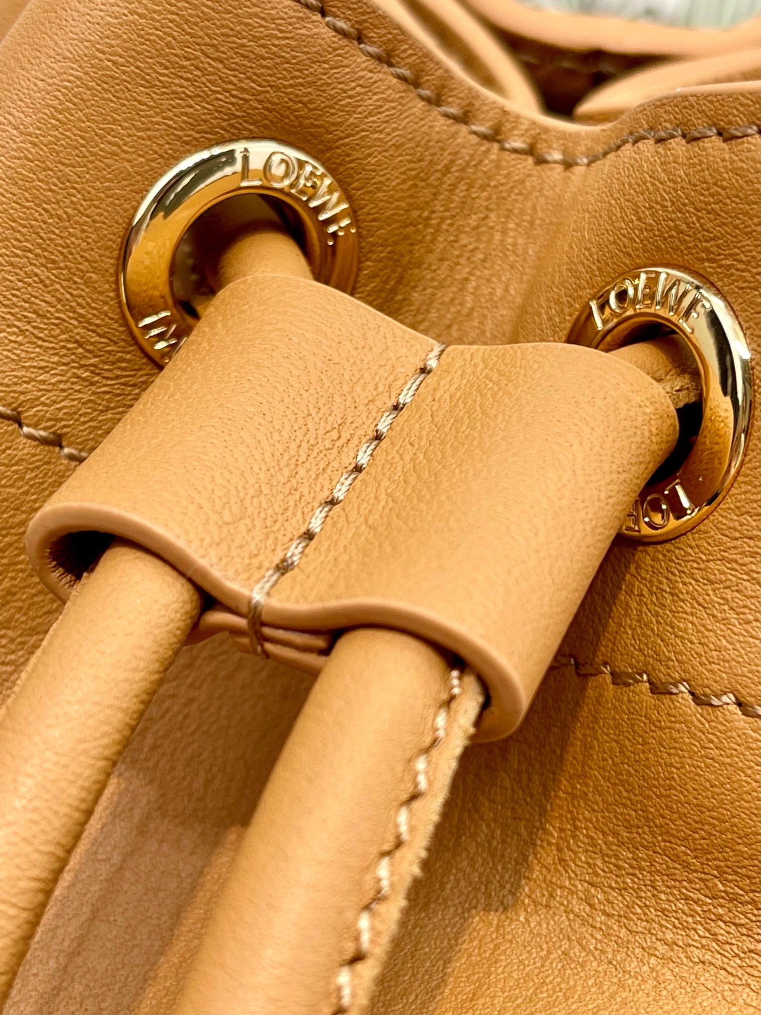 MOMO- A734Z18X11-2586 cowhide item：B-B063F2210C