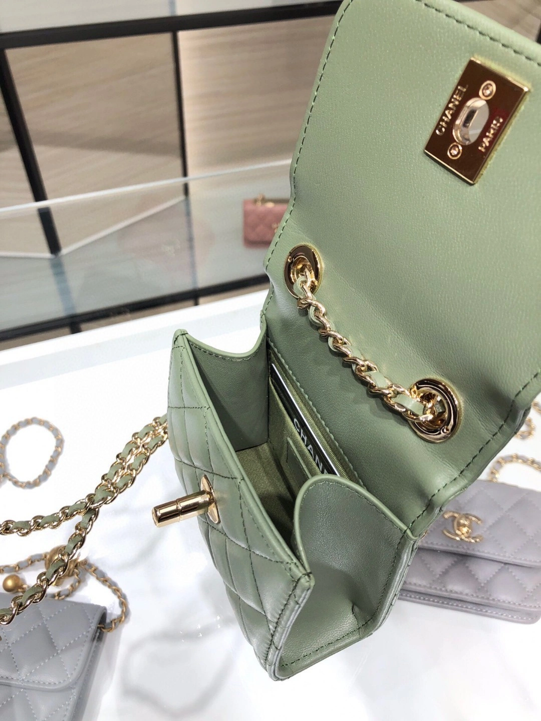 MOMO- A81633trendy mini Lambskin item : B-B00M1614