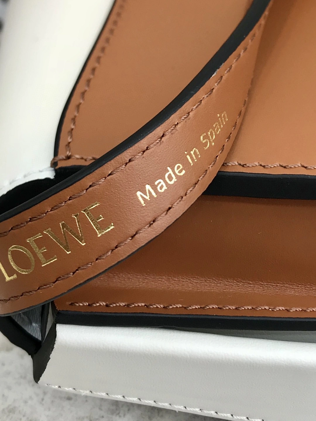 MOMO- A894A01X02 Calfskin Heel duo item : B-B075C0913