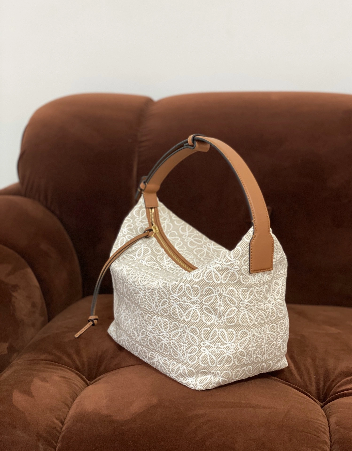&MOMO- A906K68X04-2426 item：C-B063I3047V
