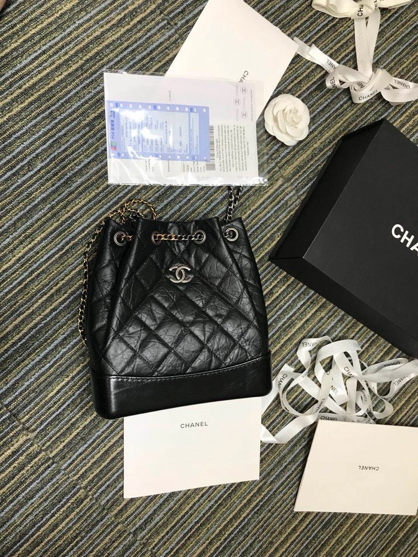 MOMO- A94485 Calfskin item : B-B00M1952