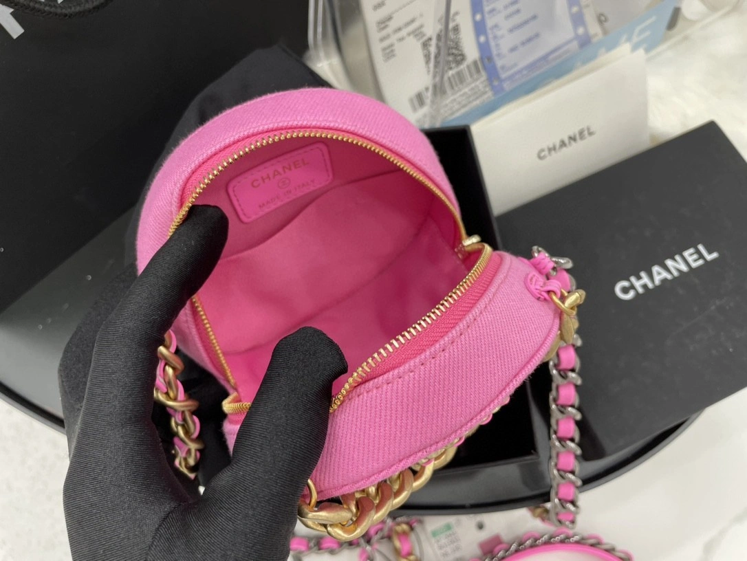 MOMO- AP0945 19bag item : B-B00M1834