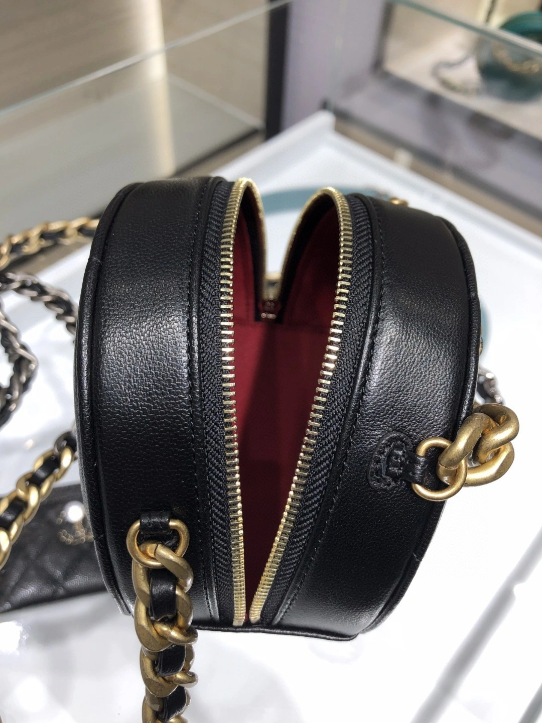 MOMO- AP0945 sheephide Leboy 19 item : B-B307M2830