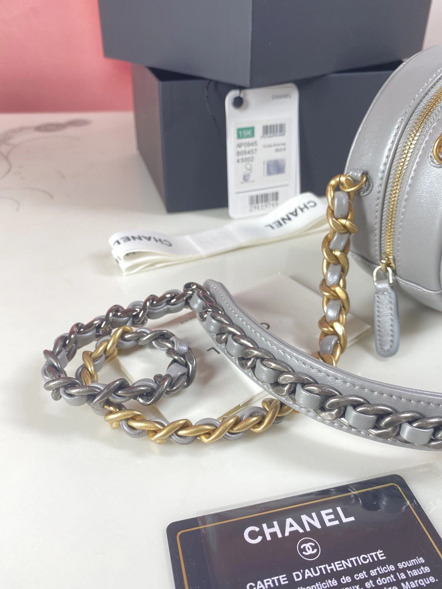 MOMO- AP0945 sheephide item : B-B00M1901