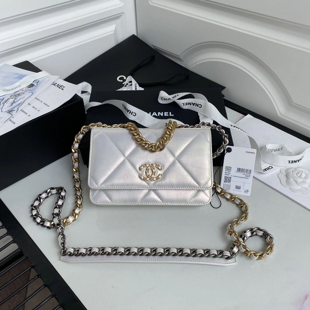 MOMO- AP0957 Calfskin woc item : B-B00M1910