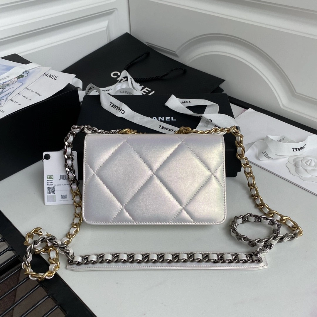 MOMO- AP0957 Calfskin woc item : B-B00M1910