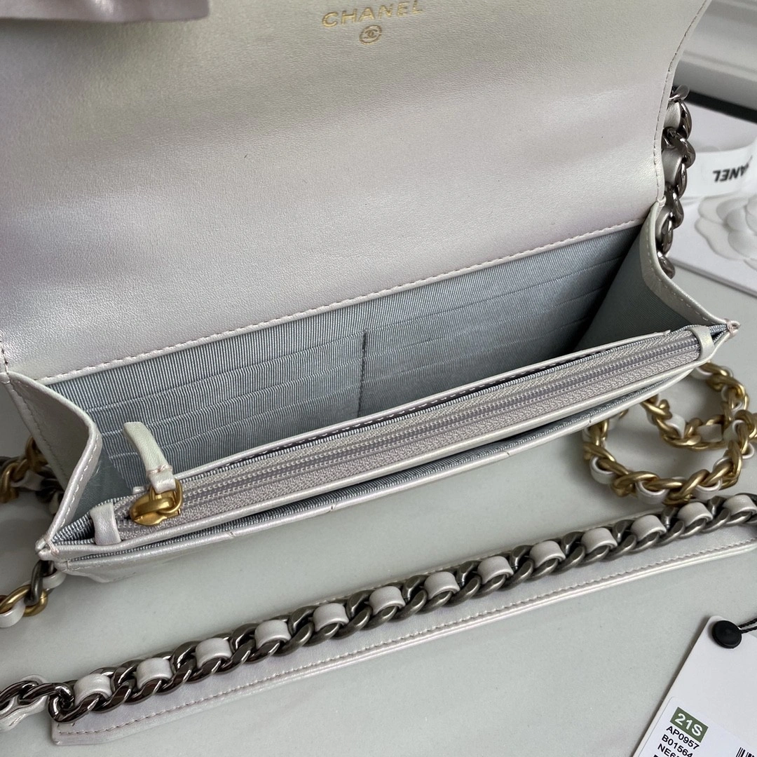 MOMO- AP0957 Calfskin woc item : B-B00M1910