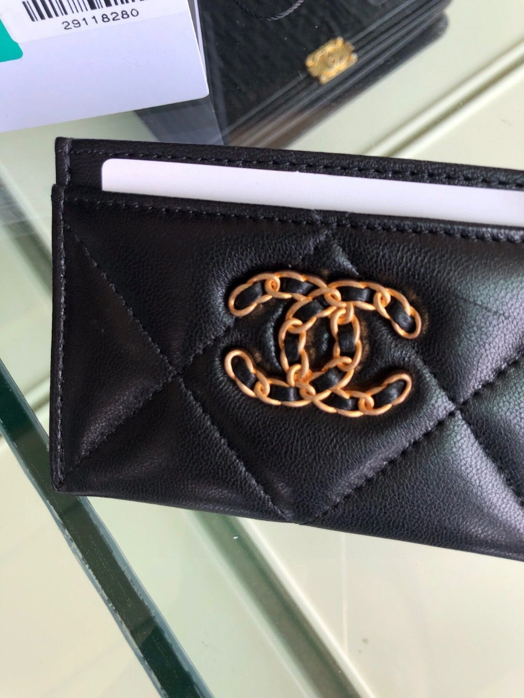 MOMO- AP1167 Lambskin item : B-B00M1829
