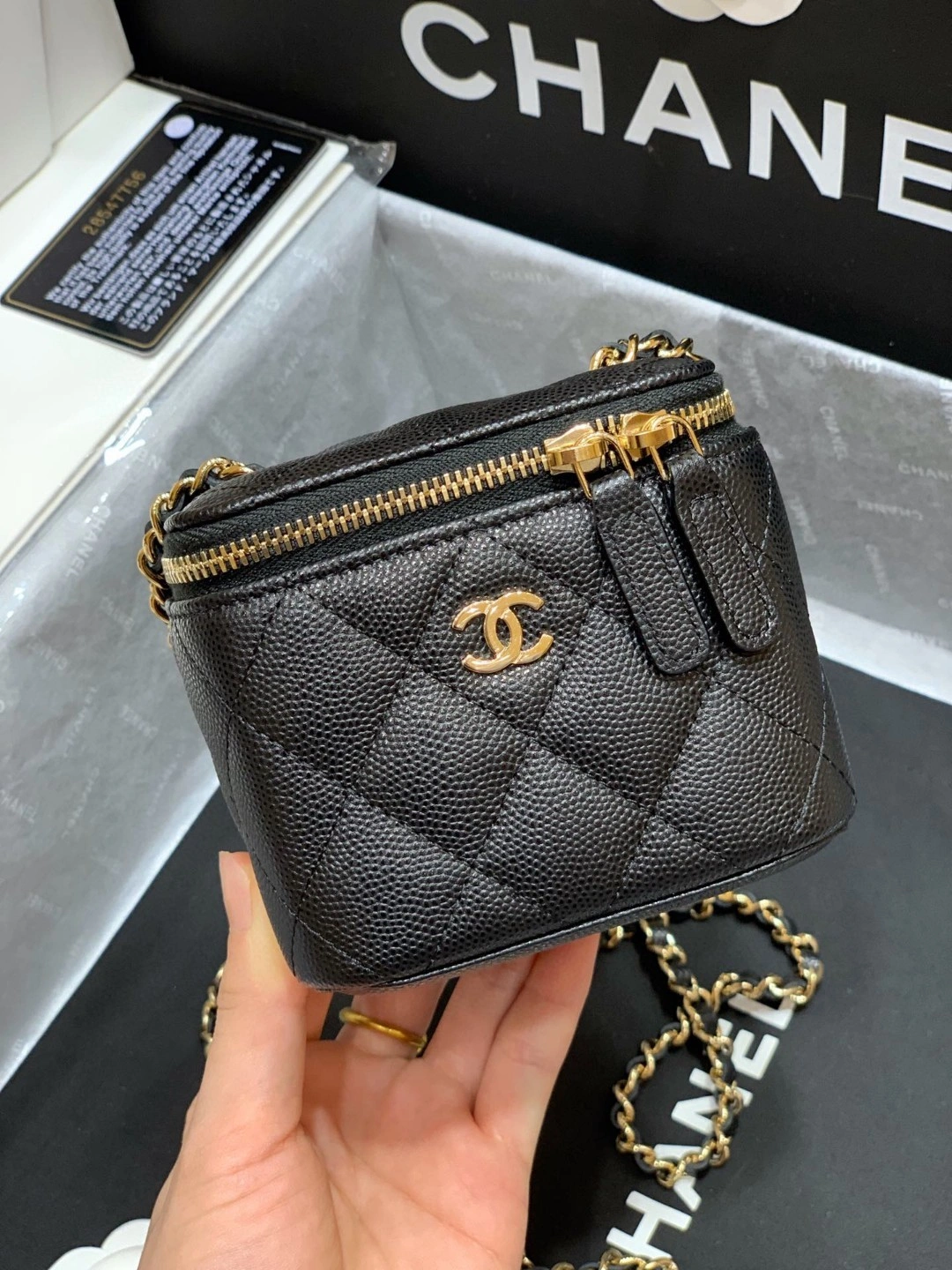 MOMO- AP1340 cowhide item : B-B00M1719
