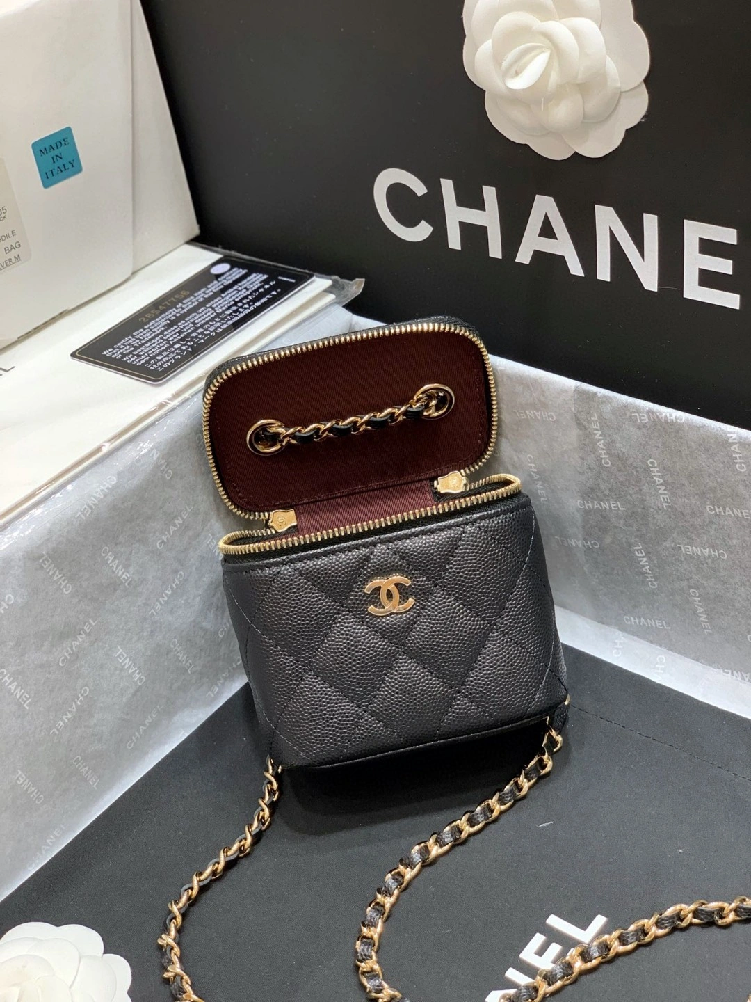 MOMO- AP1340 cowhide item : B-B00M1719