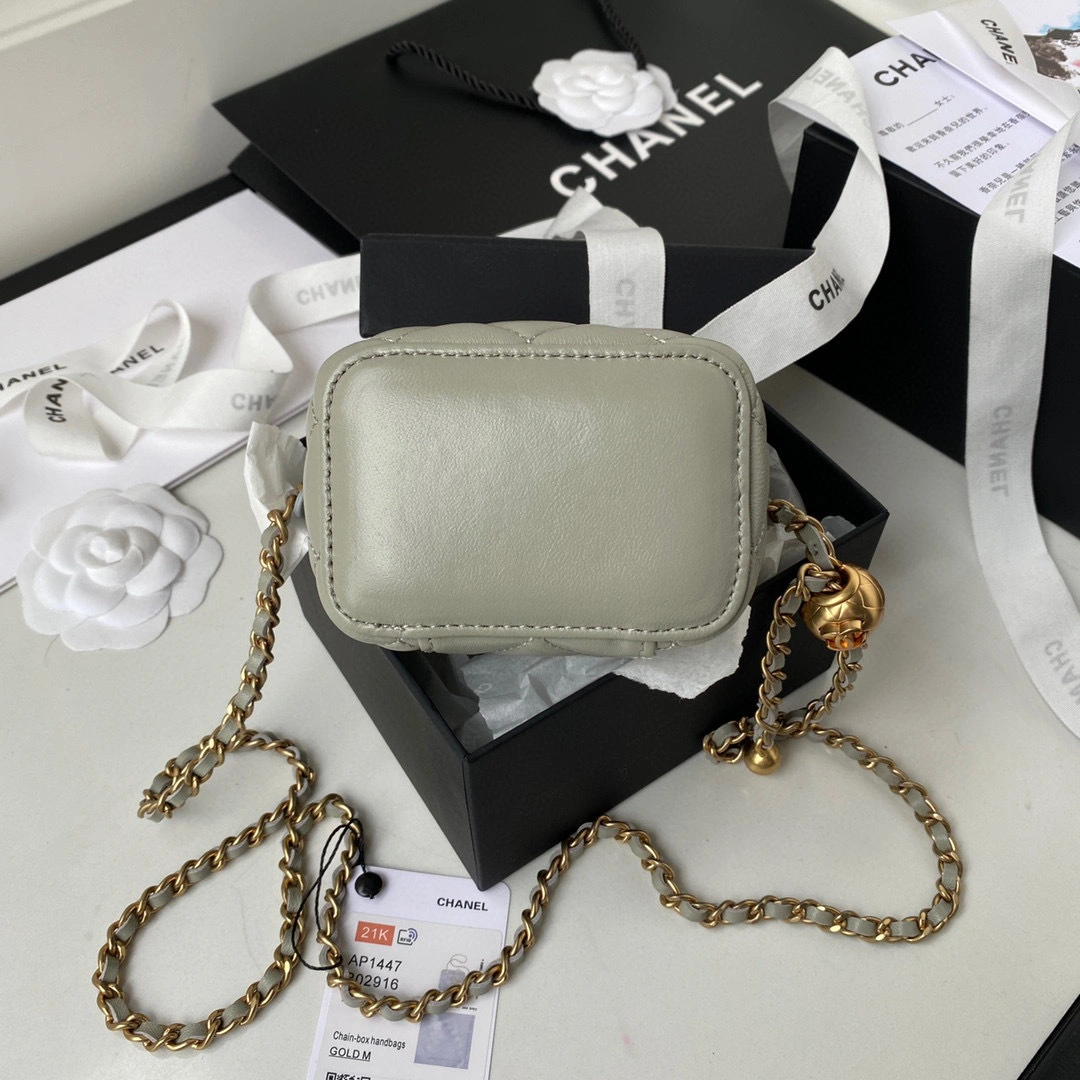 MOMO- AP1447-B02916 sheephide item：B-B000E2126C