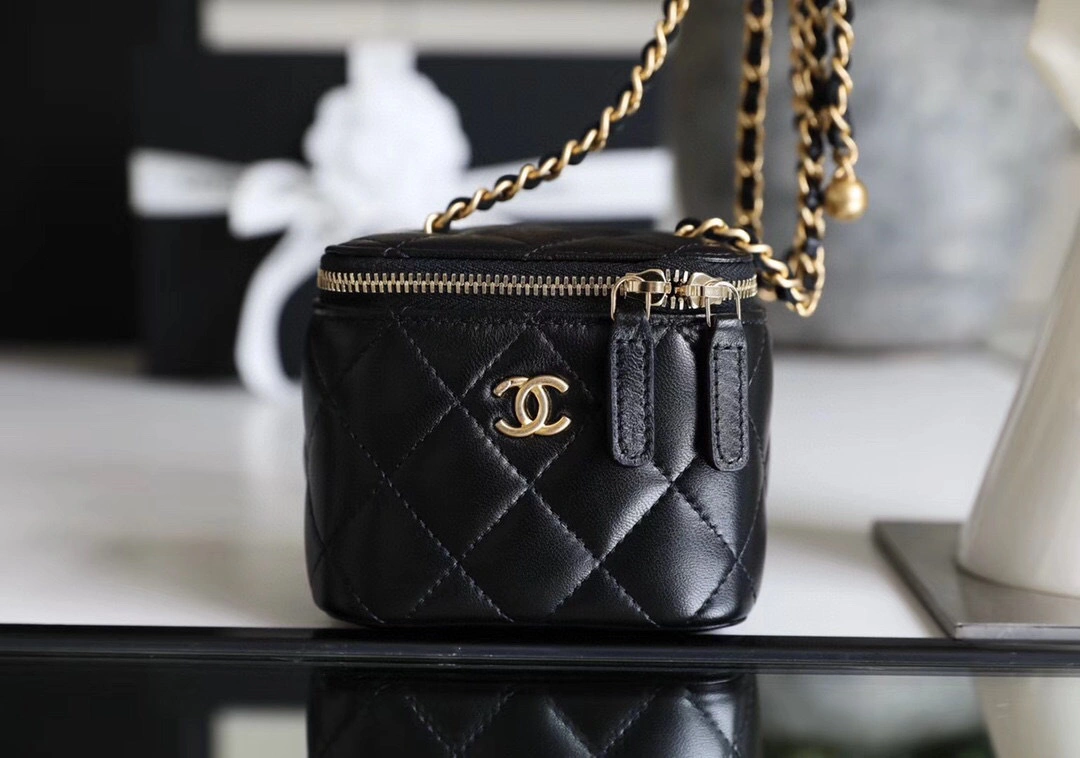 MOMO- AP1447 B02991 94305 Calfskin item : B-B598E1404S