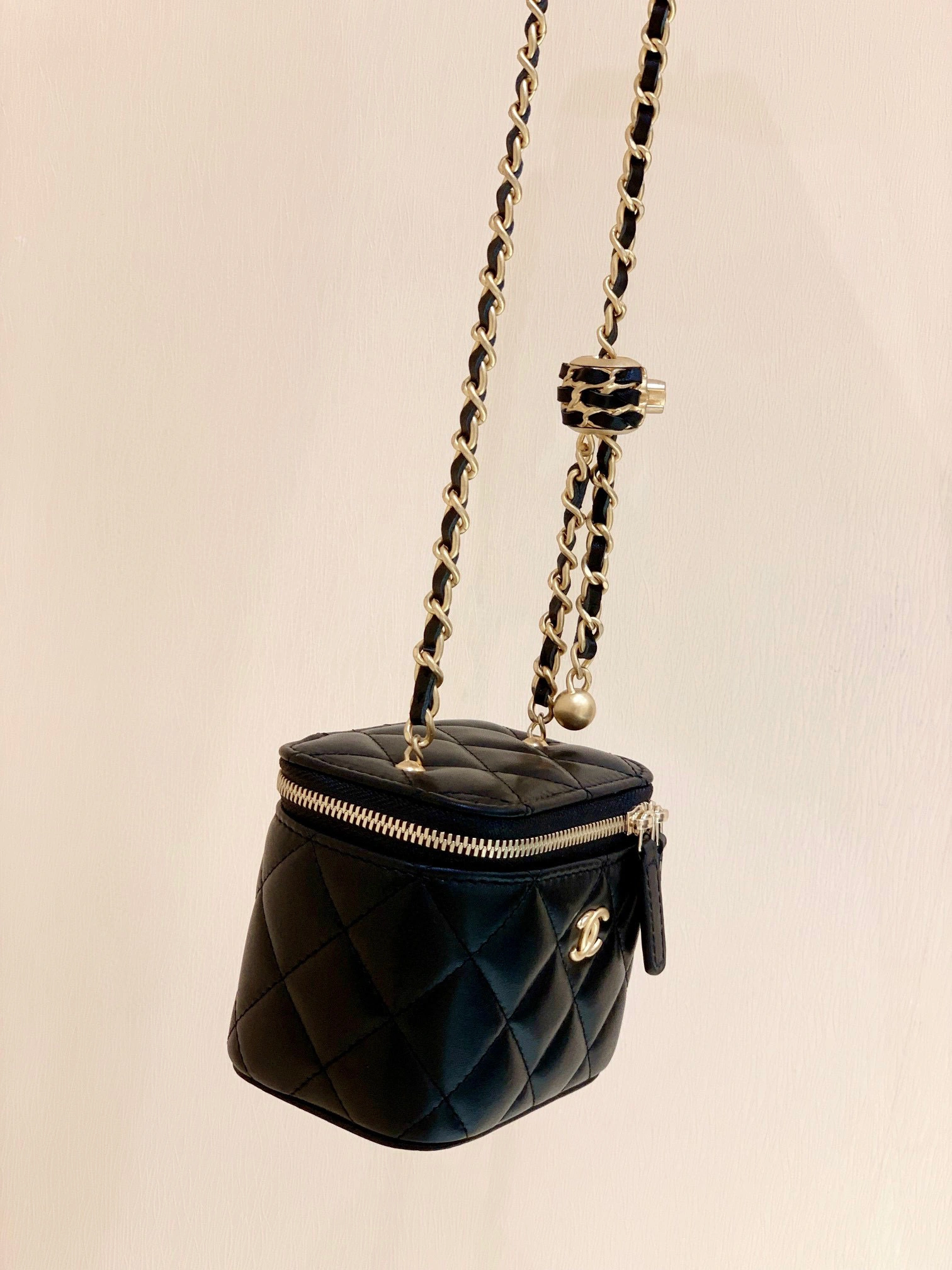 MOMO- AP1447-B08034-94305 2022cc lambskin item：B-B000F0628C