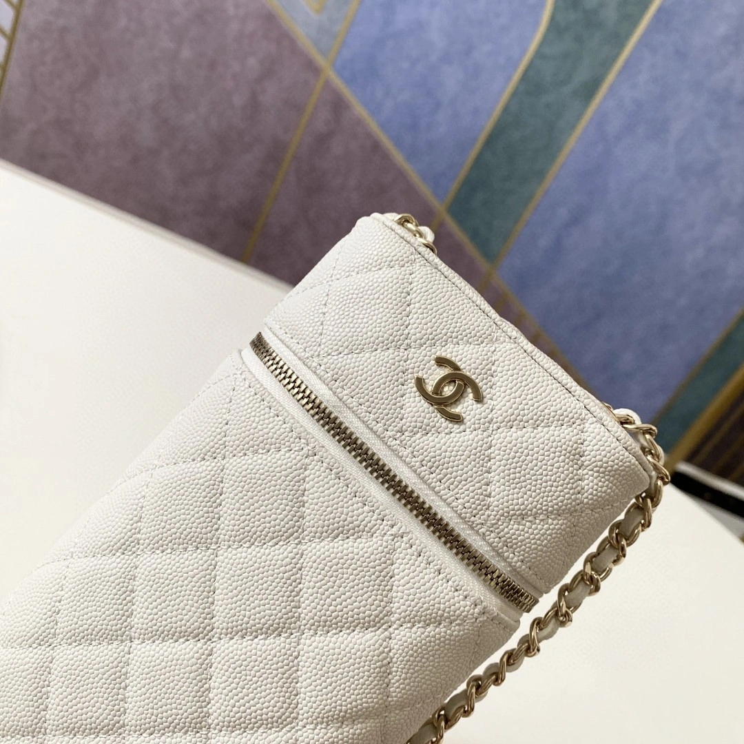 MOMO- AP2084 cowhide item : B-B00M1732
