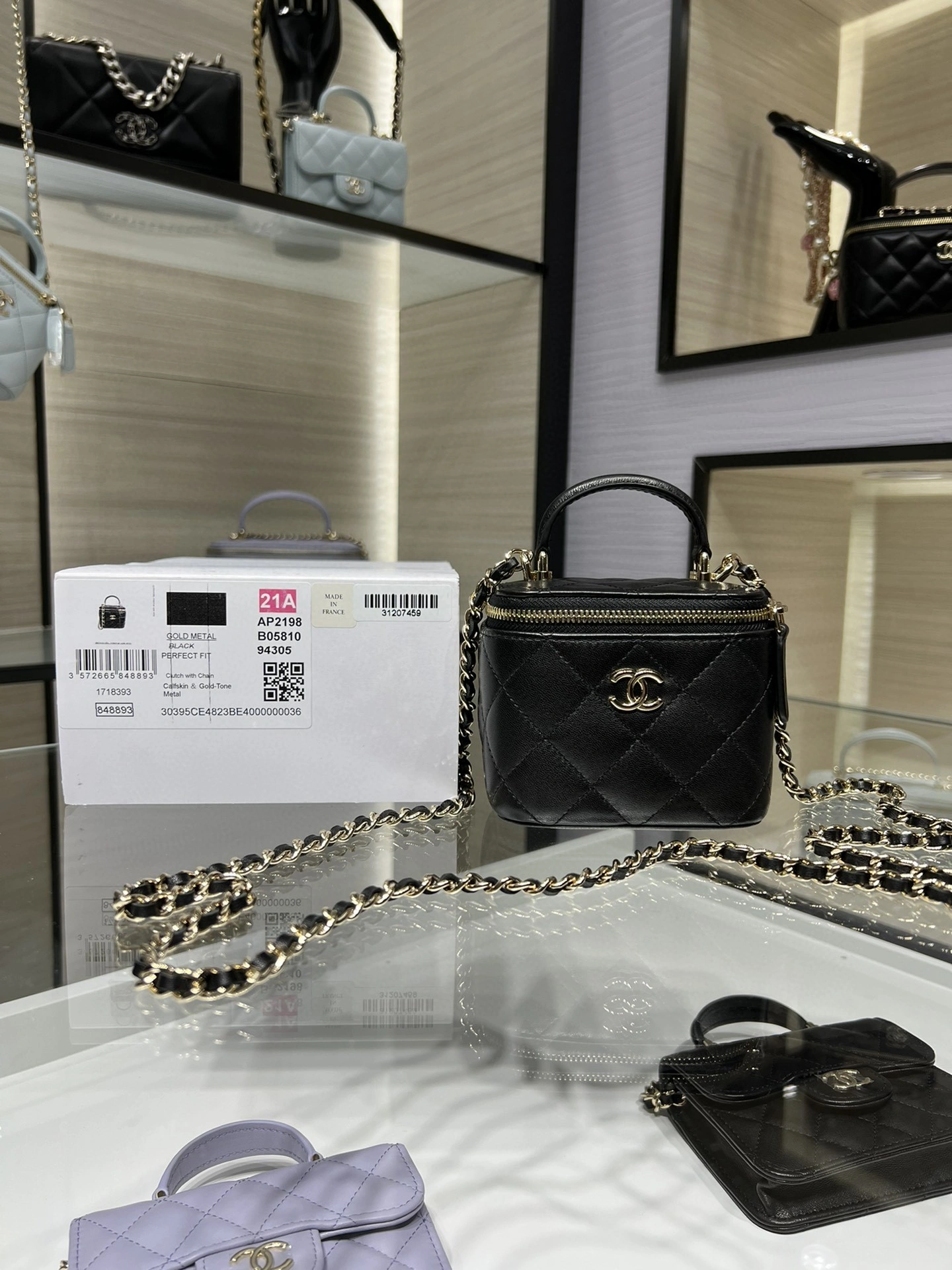 MOMO- AP2198 item : B-B307M1904