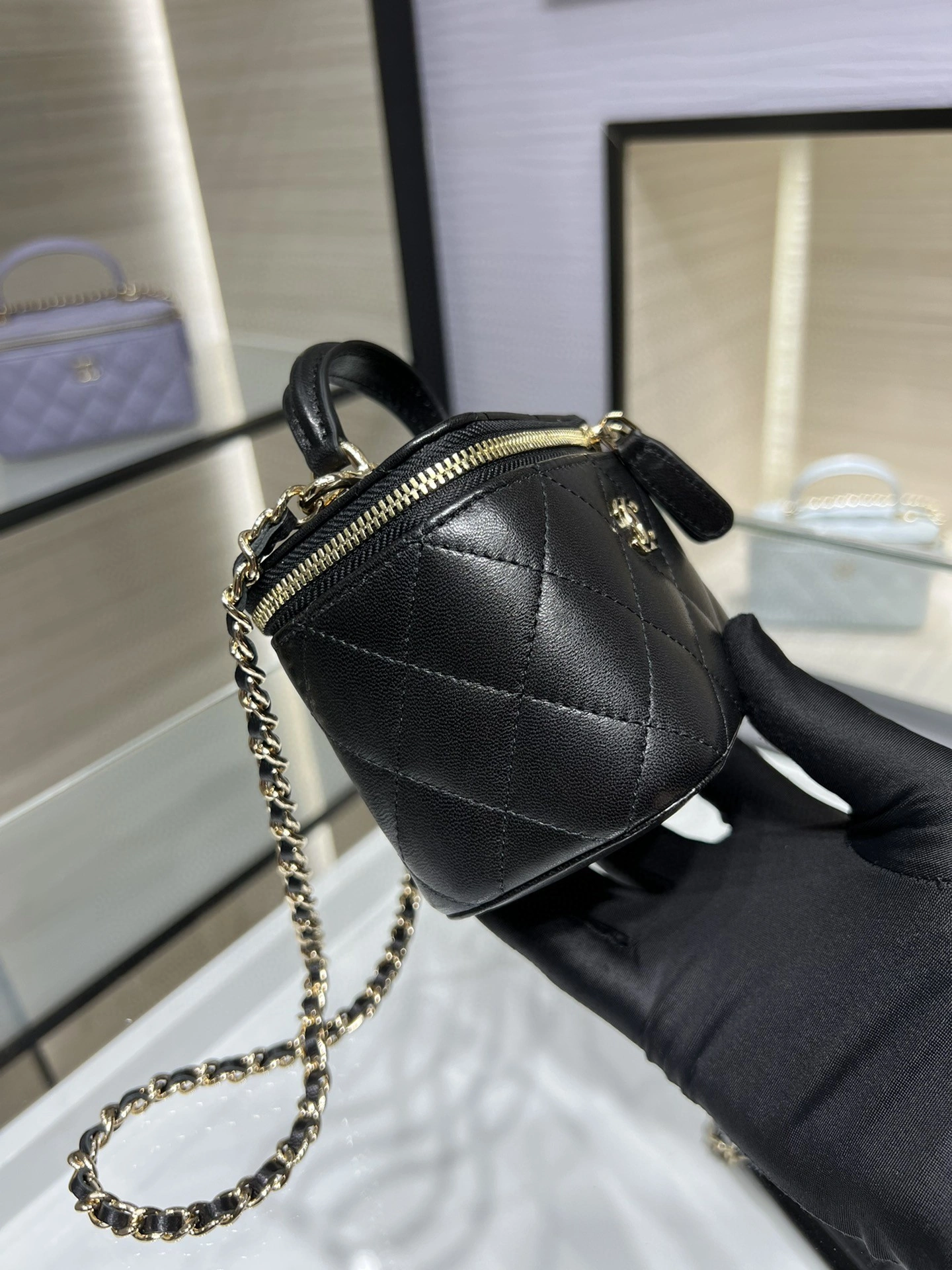MOMO- AP2198 item : B-B307M1904
