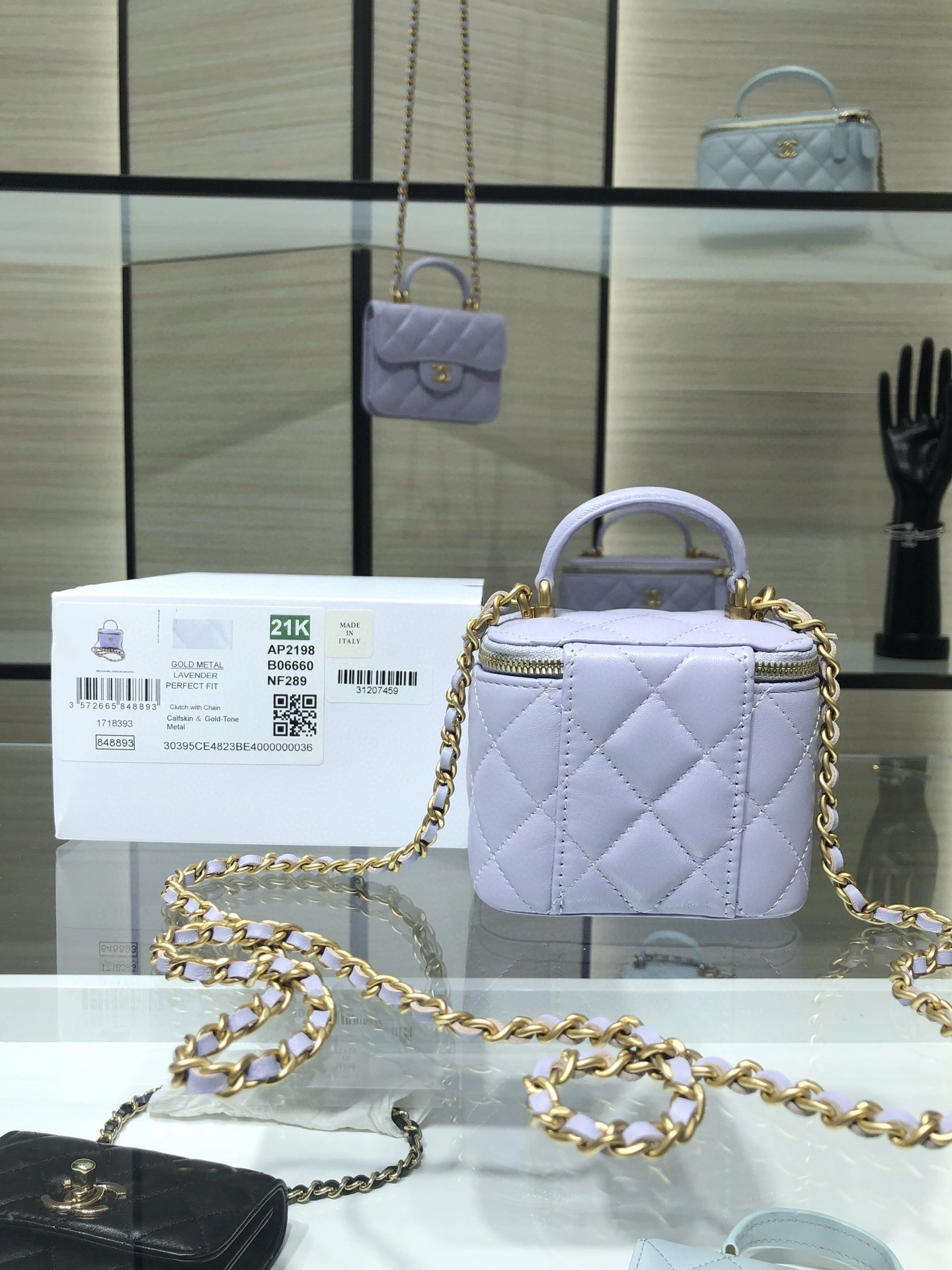 MOMO- AP2198 item : B-B307M1905